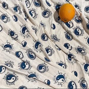 ByBillie Yin Yang Swaddle